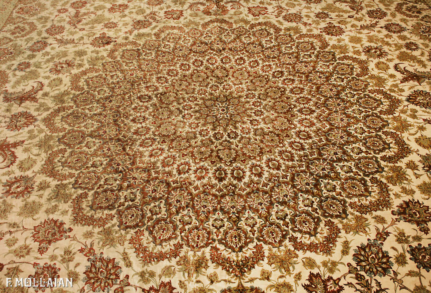 Silk Carpet Extra Fine Signed Qum, Persia (585×393 cm)