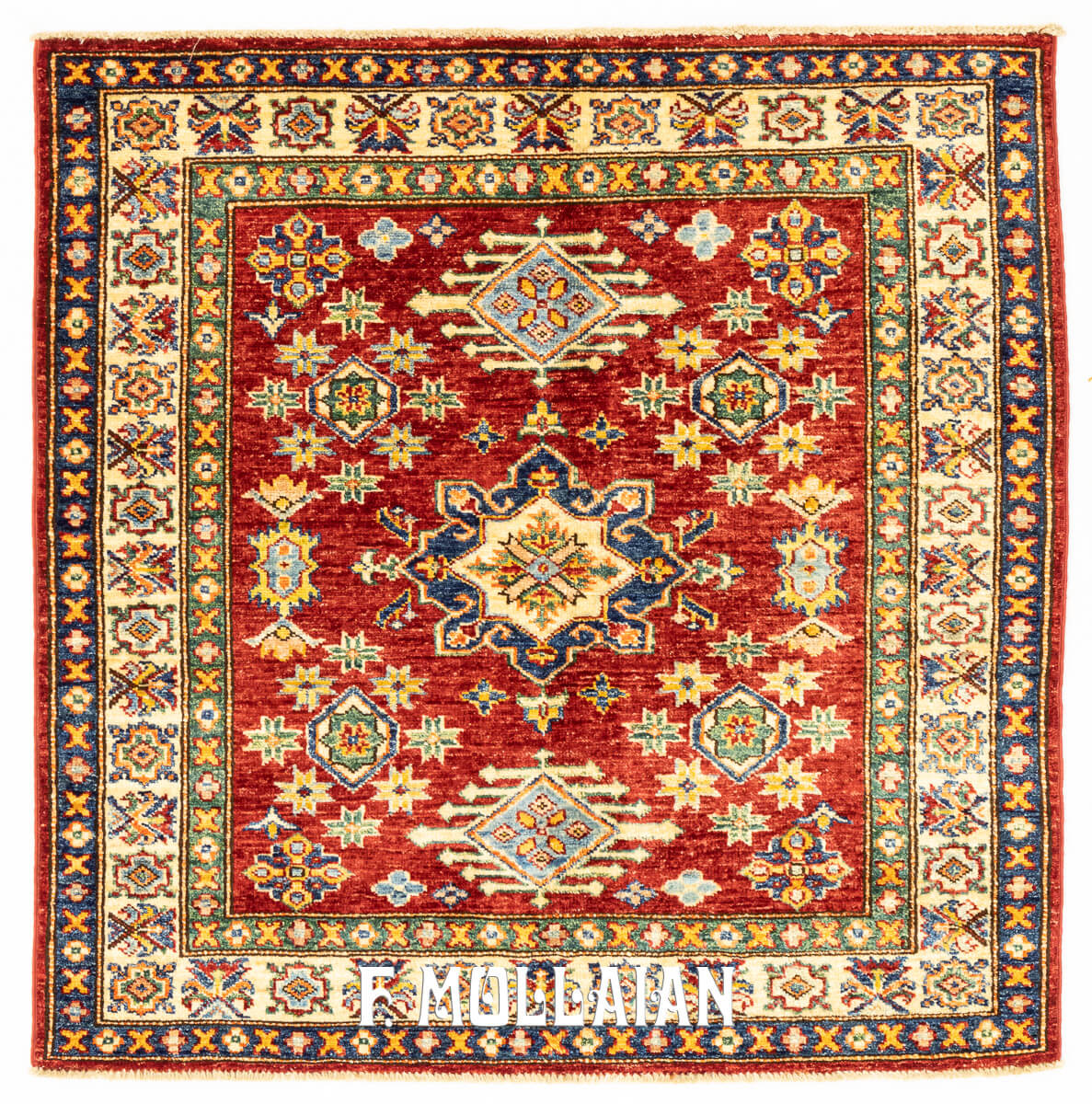 Uzbek Royal Rug Red Field (101x101 cm)