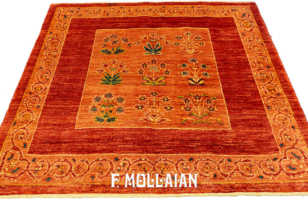 Small Modern Design Hand-knotted Persian Kashkuli Rug (101×95 cm)