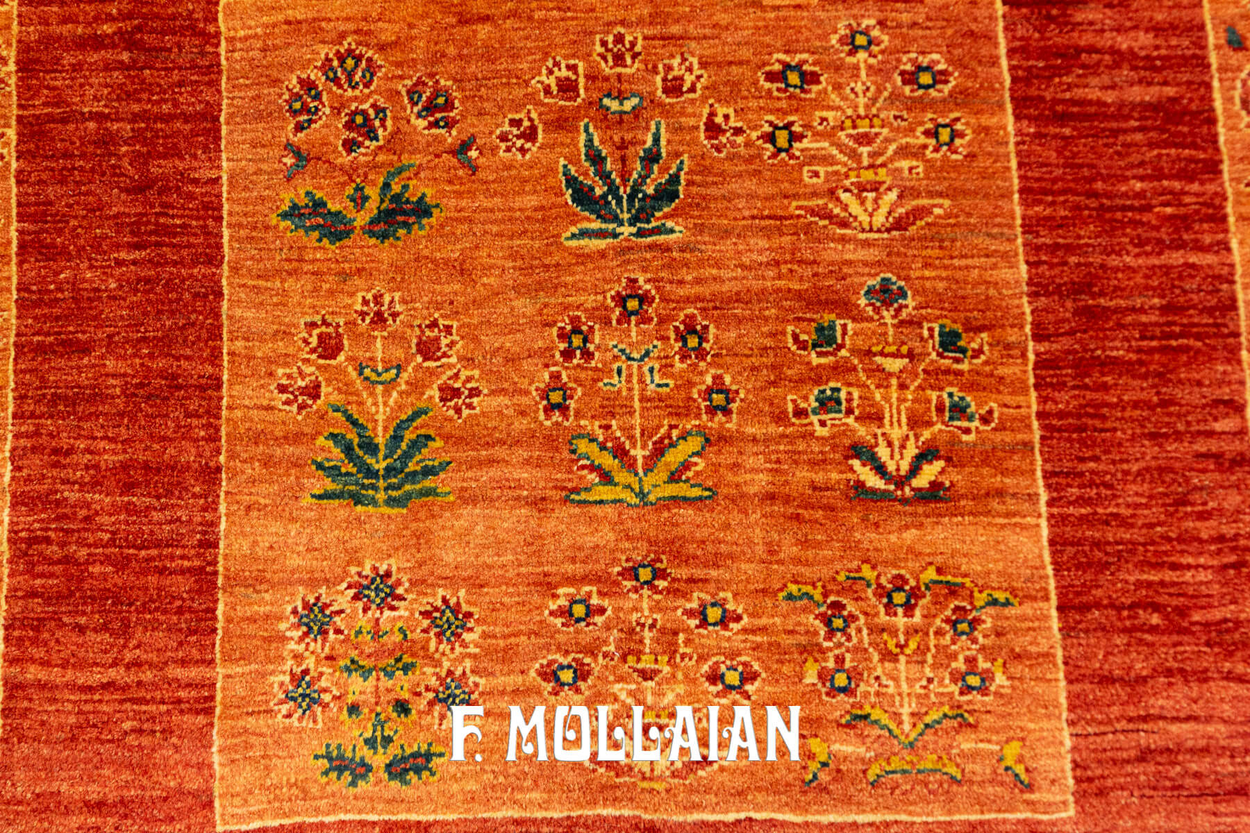 Small Modern Design Hand-knotted Persian Kashkuli Rug (101×95 cm)