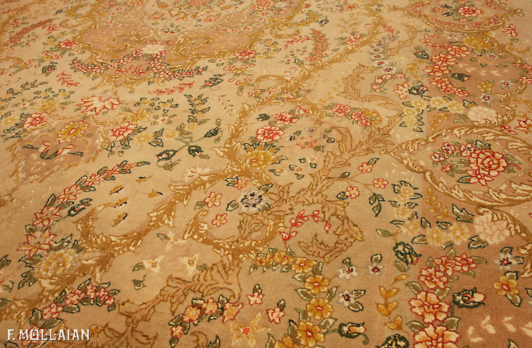 Persian Tabriz Extra Fine Part Silk Carpet (304×203 cm)