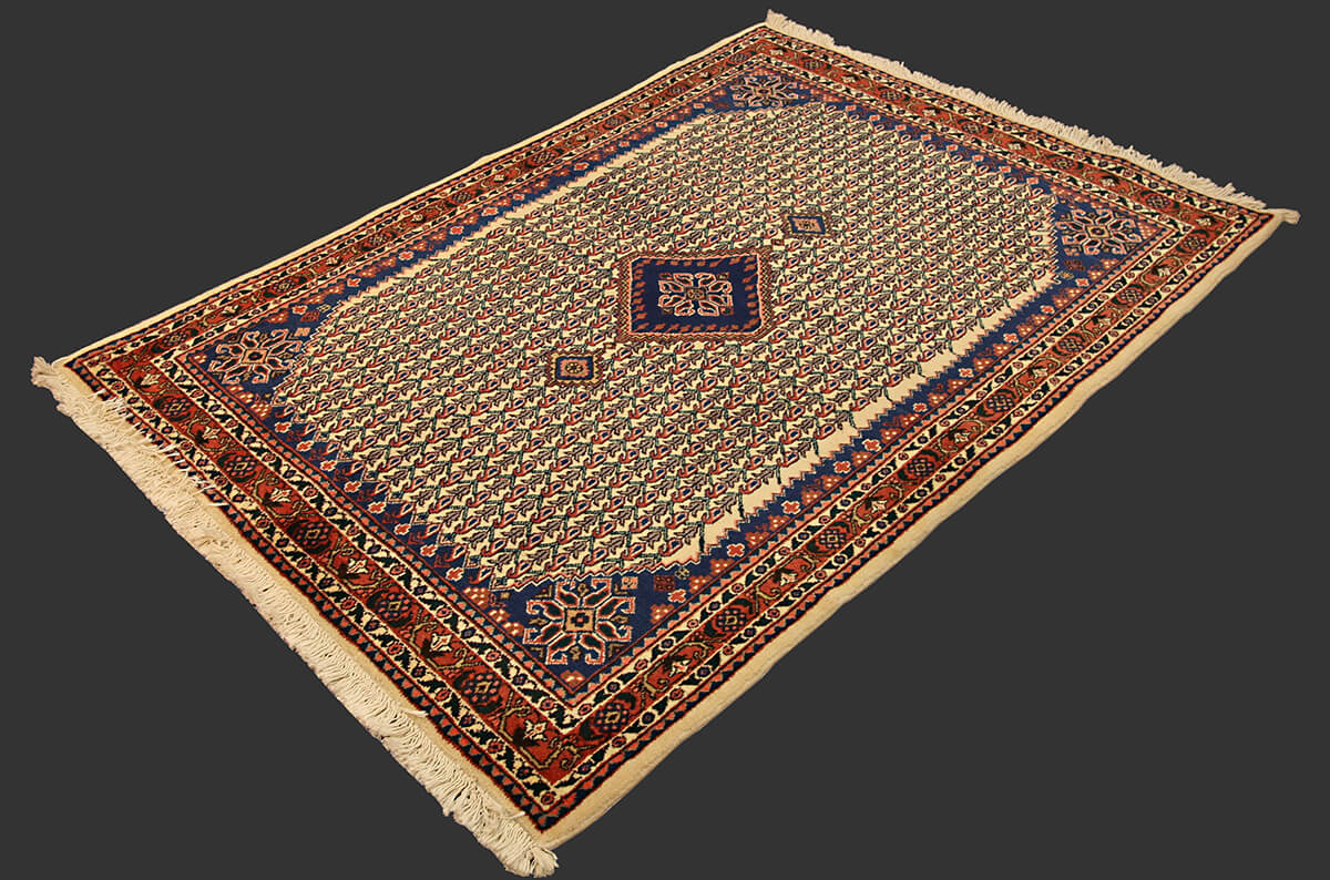 Persian Abadeh Rug (152×110 cm)