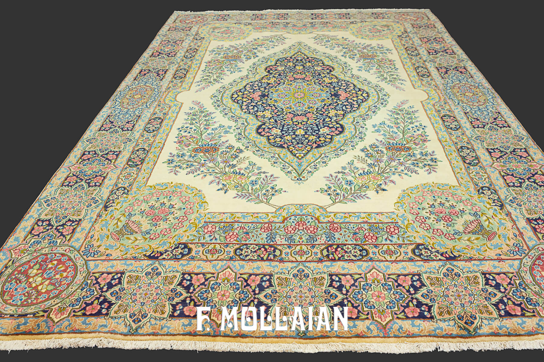 Extra fine Hand-knotted Persian Kerman Sherkat Carpet (295×200 cm)