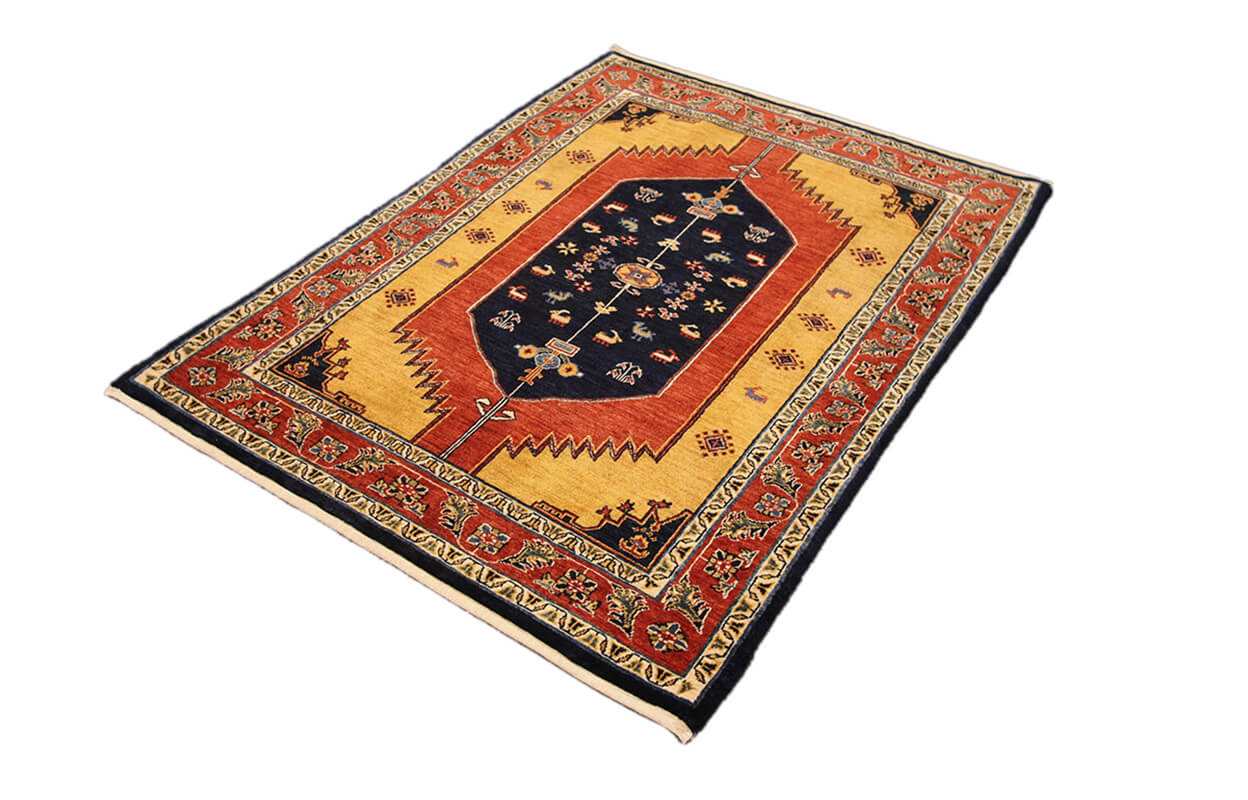 Persian Kashkuli Rug (150×111 cm)
